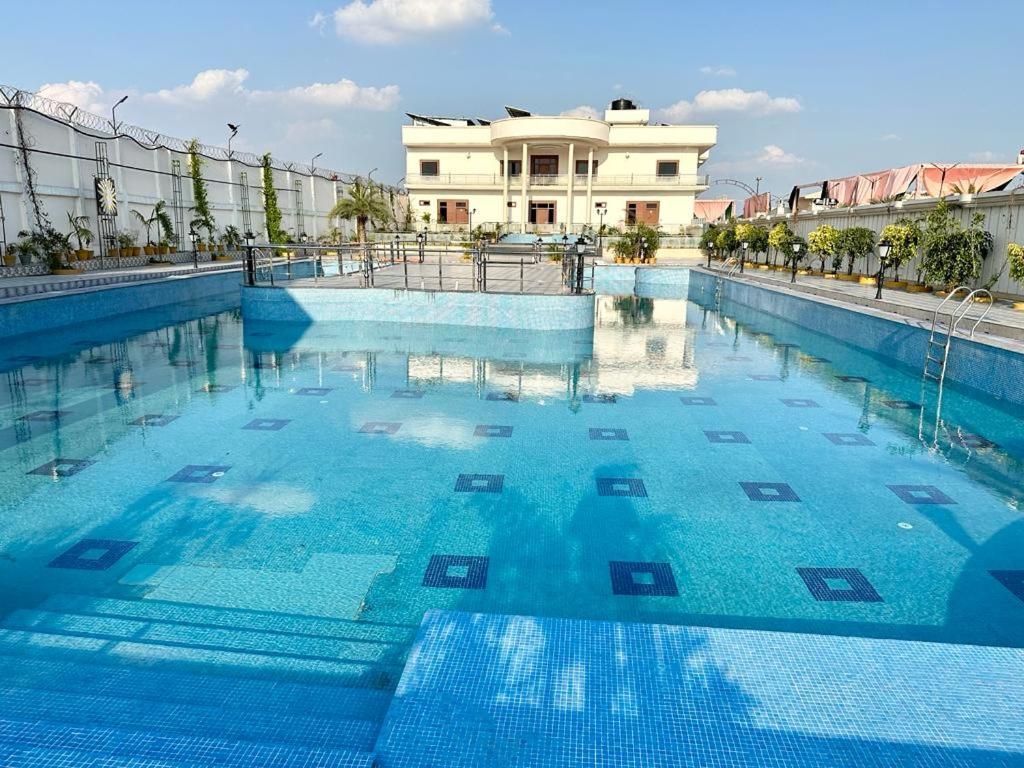 Ayodhya Royal Heritage Hotel & Resort מראה חיצוני תמונה
