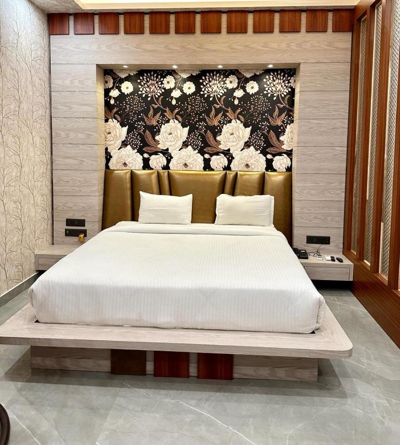 Ayodhya Royal Heritage Hotel & Resort מראה חיצוני תמונה