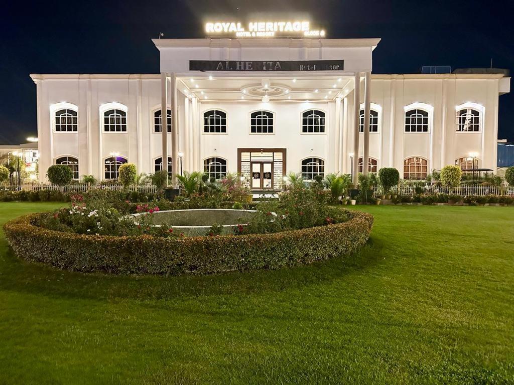 Ayodhya Royal Heritage Hotel & Resort מראה חיצוני תמונה